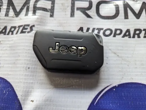 Adattatore Wireless CarPlay Per Jeep Wrangler 2018-2025 – Plug & Play Con Bluetooth 5.0 E WiFi 5GHz