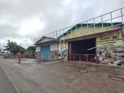 Galpones En Av. Libertador Vía Ud-145 Diagonal A La Udo En San Félix