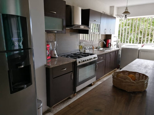 Imagen 1 de 13 de Vendo Apartamento En La Torre Porteña De Puerto La Cruz.