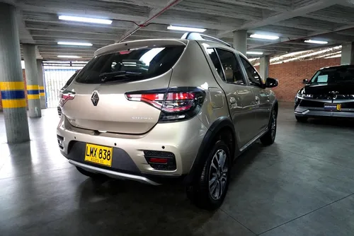 Renault Stepway 1.6 Intense Automática