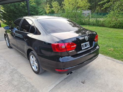 Volkswagen Vento 2.0 Luxury I 140cv Dsg 2012