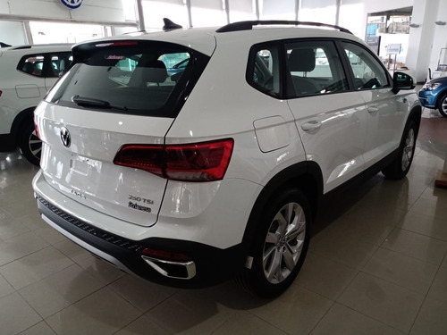Imagen 4 de 17 de Volkswagen Taos Comfortline 1.4tsi Tiptronic 2022- Strianese
