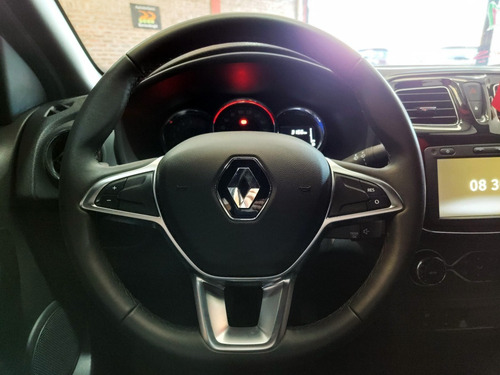 Imagen 14 de 25 de Renault Logan 1.6 16v Intense 2021