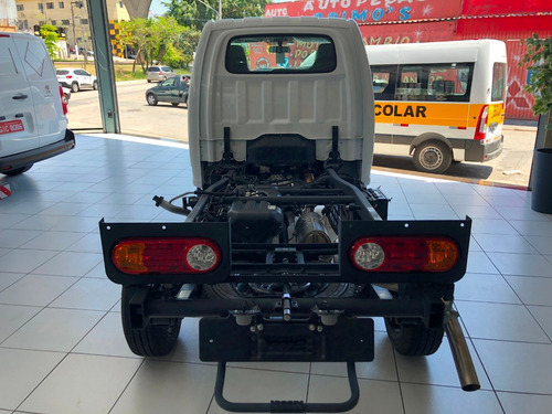 Hyundai Hr Chassi 0km Branca