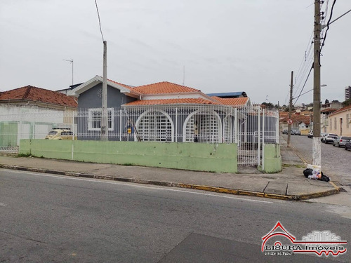 Imagem 1 de 15 de Casa Grande No Centro De Jacareí Com Edicula Comercial - 7935