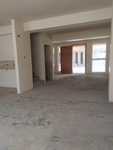 Imagen 7 de 16 de Venta Townhouse Mañongo Naguanagua 0412-4860923.