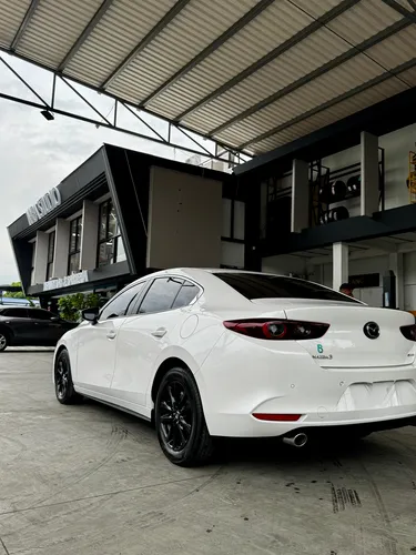 Mazda 3 2.0 Touring At Hibrido Ligero - Mhev