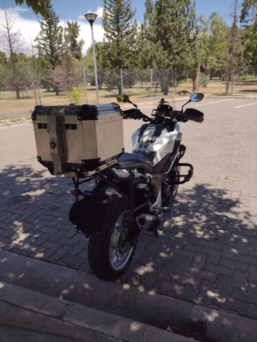 Motor Bicilindrico 750 Cc Económica De Combustible