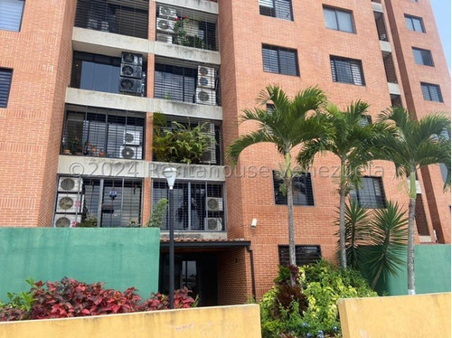 Colinas De La Tahona Apartamento En Venta Mls 24-21975. Beatriz Pacheco
