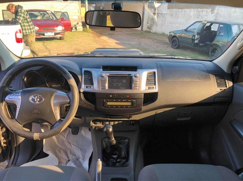 Toyota Hilux 3.0 Cd Srv Tdi 171cv 4x2 - B3 2015