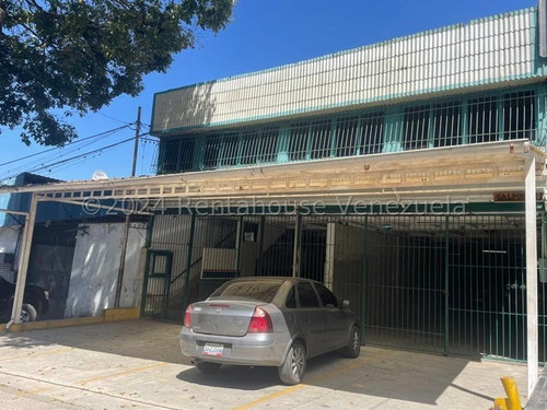 Local Tipo Depósito En Alquiler, En El Cafetal 24-20197 Garcia&duarte