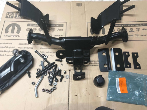 Imagen 2 de 6 de Kit De Enganche Removible (parte Mecánica) Fiat Toro 16/19
