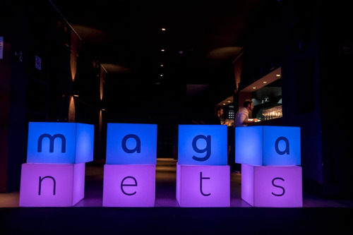 Locacao Puff Iluminado Led - Esferas - Balcoes - Bistros