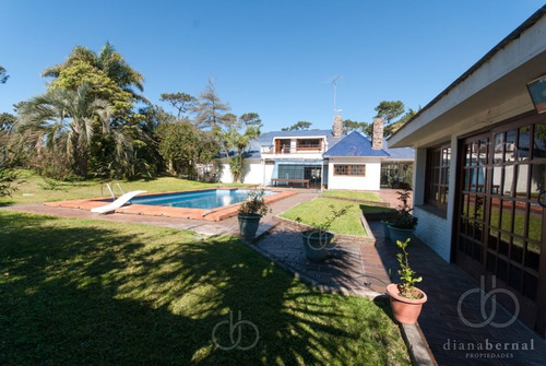 Imagen 4 de 30 de Punta Del Este, Casa En Mansa, 4 Dormitorios Y Piscina.