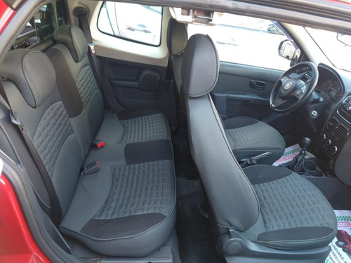 Imagem 4 de 12 de Fiat Strada Cd Adv 1.8 16v 3portas 2015