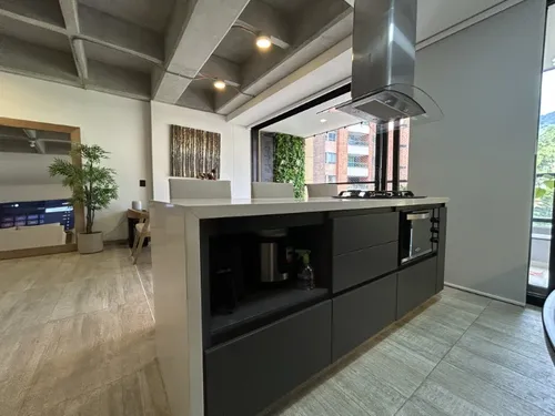 Apartamento En Arriendo En Envigado Sector Loma De Los Mesa (25573).