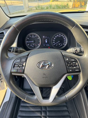 Hyundai Tucson 2.0 C/techo