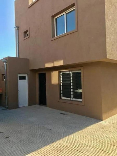 Imagen 3 de 16 de Duplex De 4 Ambientes Excelente Oportunidad !!!!!