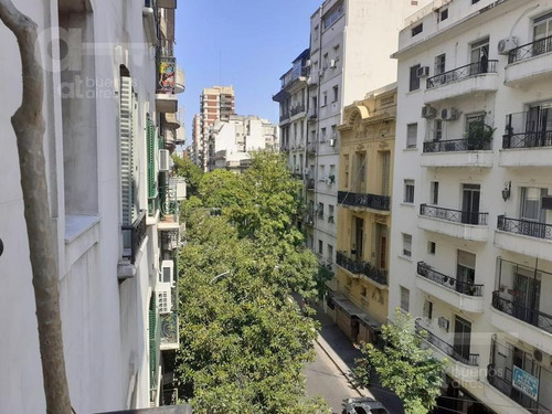 Imagen 4 de 26 de Congreso. Departamento 4 Ambientes Con Balcón Francés. 80 M2.