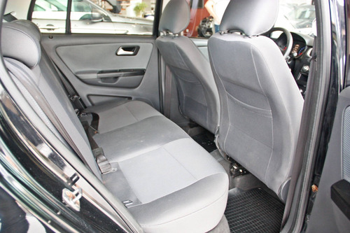 Volkswagen Fox 1.6 Mi 8v Flex 4p Manual