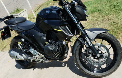 Moto Yamaha Fz25 2019