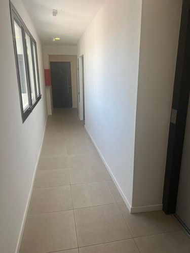 Departamento En Barrio Martin