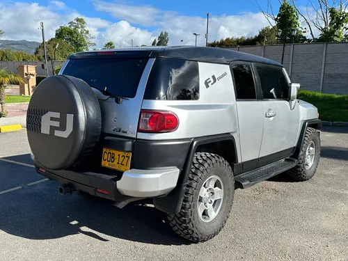 Toyota Fj Cruiser 4.0cc At Aa 4x4