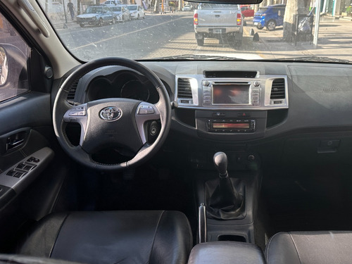 Toyota Hilux 3.0 Cd Srv Cuero 171cv 4x2
