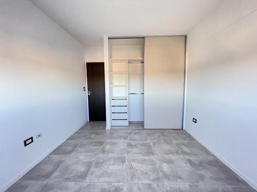 Imagen 11 de 14 de Venta Departamento 3 Ambientes Con 2 Cochera Ituzaingocentro
