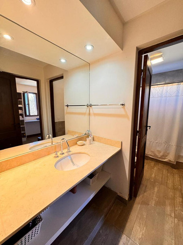 Importante Casa En Club De Campo Las Cortaderas En Venta Sobre Ruta 341, Tapia
