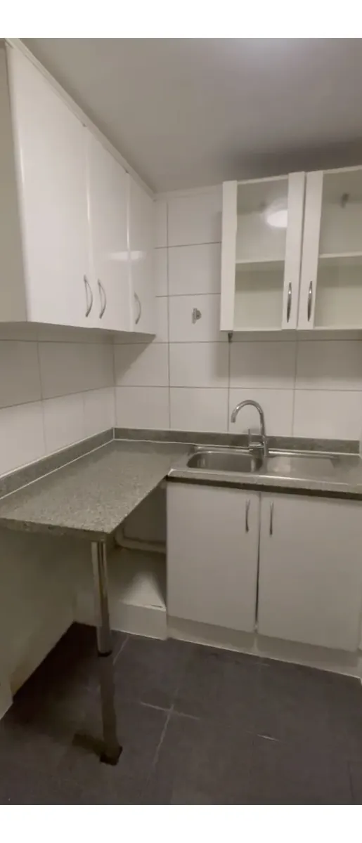 Imagen 3 de 14 de Amplio Departamento 1 Dormitorio A Pasos Del Metro Ñuñoa