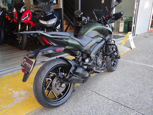 Bajaj Dominar 400