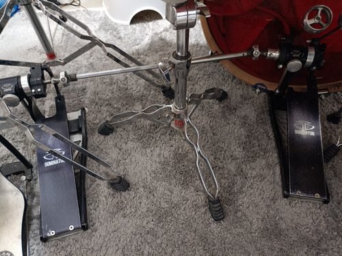 Pedal Duplo Trick Dominator / Axis Pearl Iron Cobra Tama