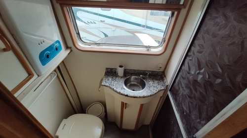 Imagem 6 de 8 de Motorcasa