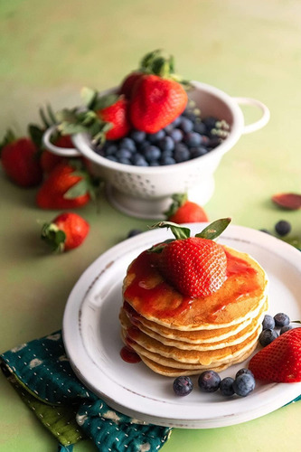 Bob's Red Mill Pancake & Waffle Mix 680 G