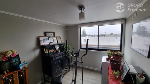 Casa En Venta De 4 Dorm En Parque Lantaño, Chillán