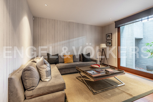 Arquitecto Mardones En Condominio Valle Escondido
