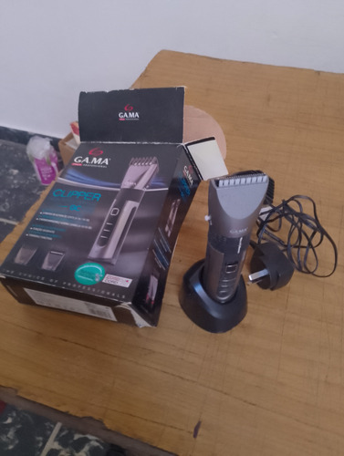 Máquina Cortar Pelo Gama Cliper Gc555 Plateado (Reacondicionado)