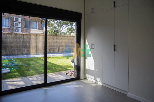 Chalet En El Golf De 4 Dormitorios En Venta A Estrenar - Ref : Eqp6290