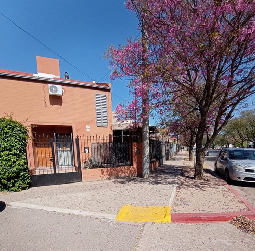 Departamento Temporario Casa P/6 Personas Pormo Agosto, Con Cochera Incl. Con Quincho Y Asador Córdoba Capital. O