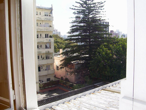 Imagen 12 de 13 de Venta Apartamento De 2 Dormitorios En Pocitos Con Parrillero