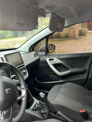 Peugeot 208 1.6 Allure