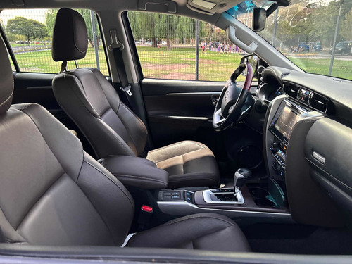 Toyota SW4 2.8 Srx 177cv 4x4 7as At
