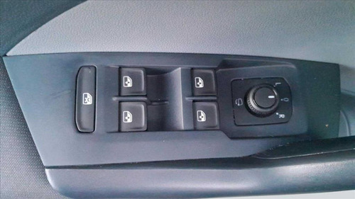 Volkswagen T-Cross 1.0 200 TSI TOTAL FLEX COMFORTLINE AUTOMÁTICO