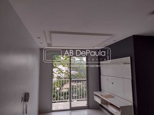 Imagem 9 de 15 de Taquara - Lindo Apartamento Em Condomínio Com Total Infraestrutura, Ampla Sala Em 2 Ambientes (varanda), 02 Dormitórios. - Abap20674