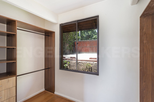 Casa En Venta - San Carlos De Apoquindo