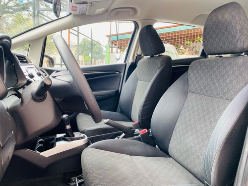 Imagen 10 de 11 de Honda Fit Cool 2015
