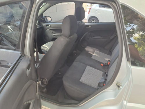 Imagen 14 de 20 de Ford Fiesta Max 1.6 Ambiente Plus Con Gnc