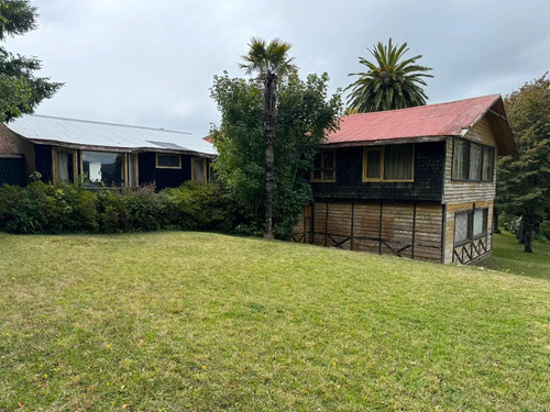 Terreno En Venta, Hosteria Con Cabañas, Vista Privilegiada