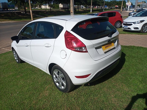 Imagem 4 de 9 de Fiesta 1.6 Ti-vct Flex Se Manual